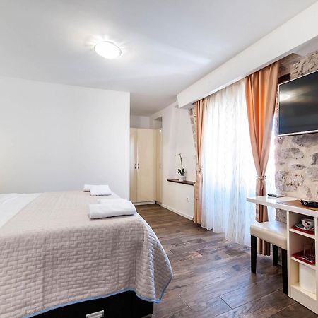Apartments Palace Rialto Σίμπενικ Δωμάτιο φωτογραφία