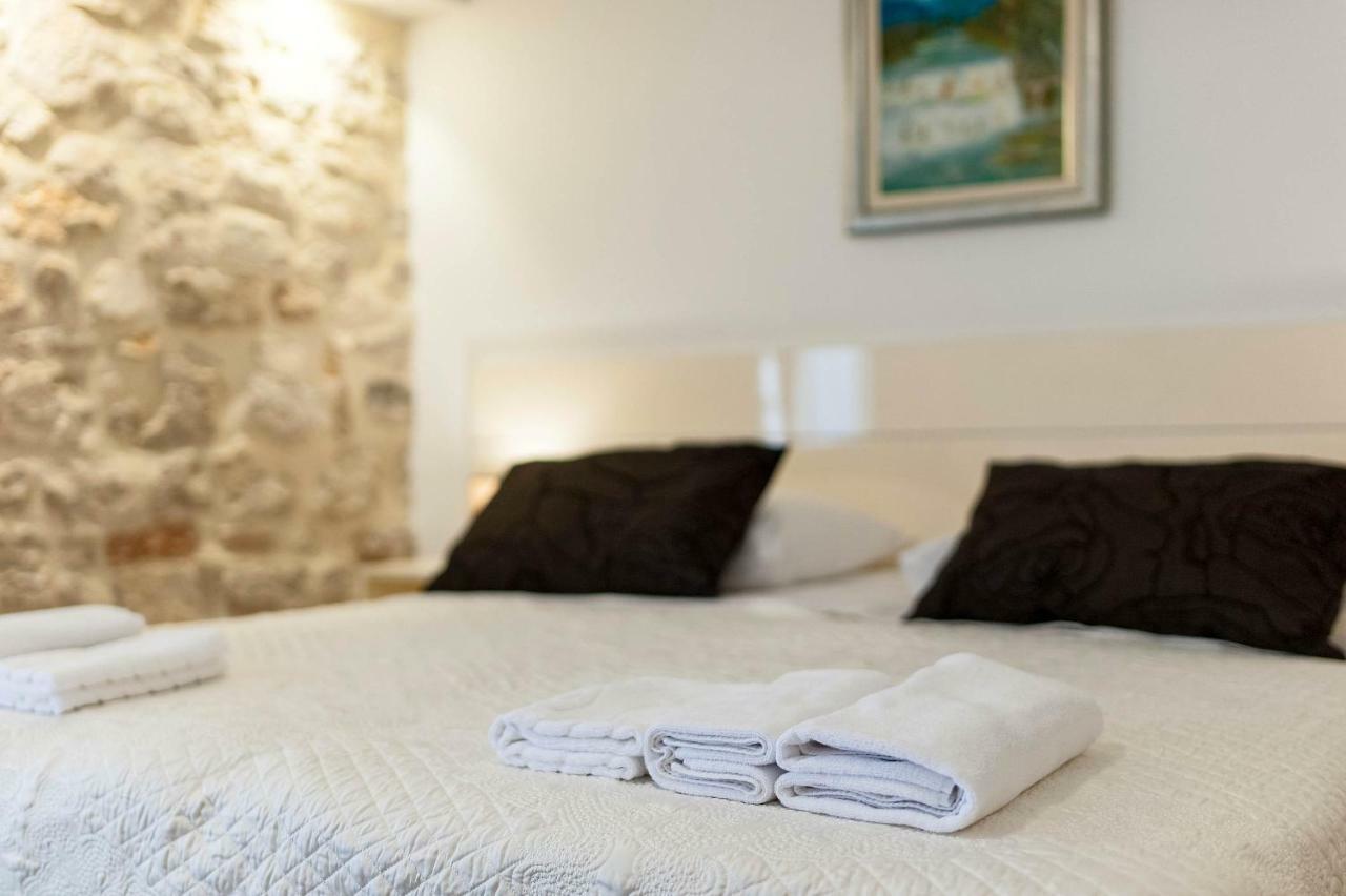 Apartments Palace Rialto Σίμπενικ Εξωτερικό φωτογραφία